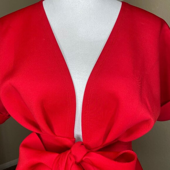 Hearts Women's Candy Red Deep V-Neck Short Sleeve Tie Front Pleated Peplum Top S - Picture 2 of 10